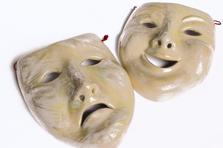 masks-g46d38a16a_1920