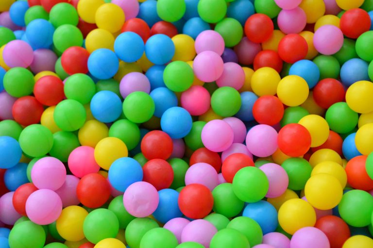 balls-g0c6855618_1920